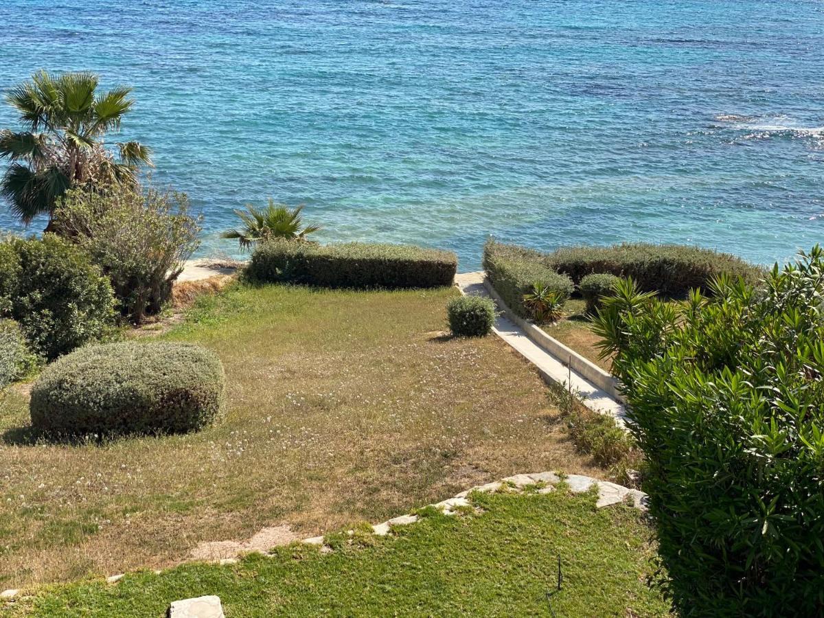 Amazing Front Line Villa In Coral Bay Peyia Extérieur photo
