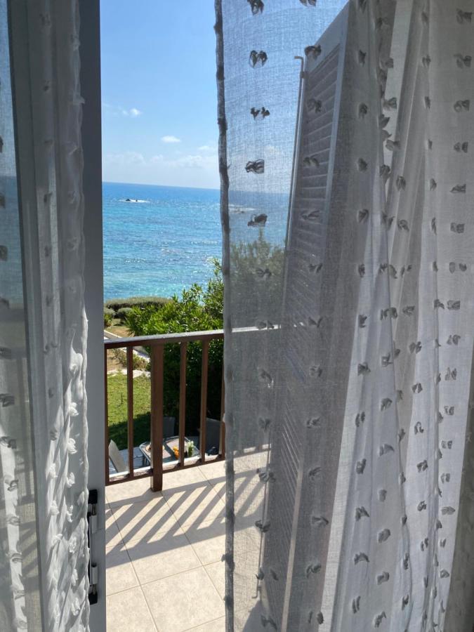 Amazing Front Line Villa In Coral Bay Peyia Extérieur photo