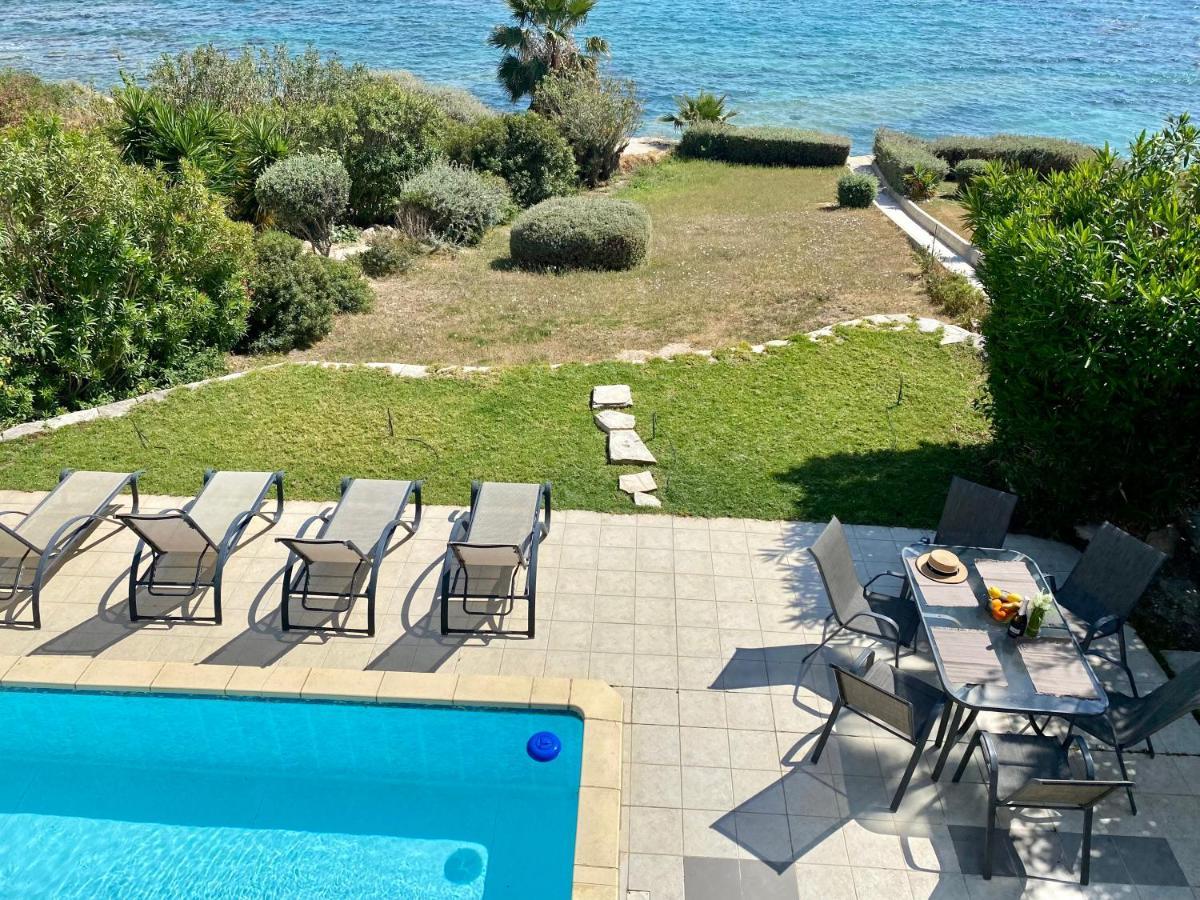 Amazing Front Line Villa In Coral Bay Peyia Extérieur photo